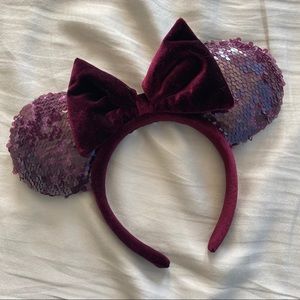 Wine Reversible Sequin Minnie Ears